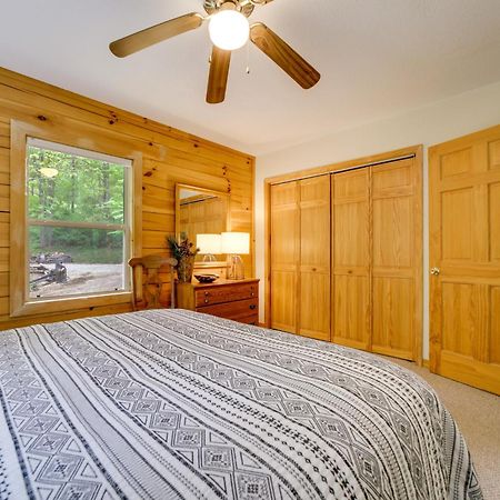 Peaceful Smoky Mountain Cabin With Deck And Fire Pit! وينزفيل، كارولاينا الشمالية المظهر الخارجي الصورة
