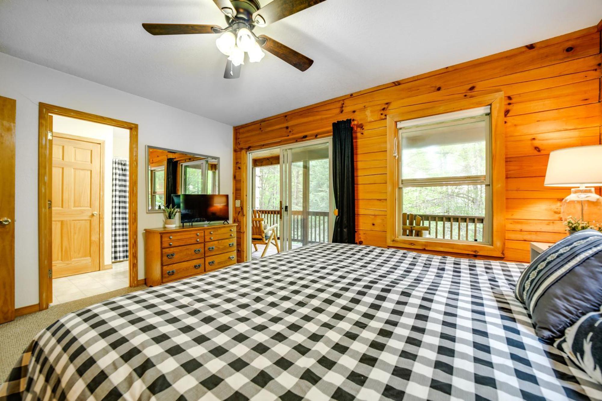 Peaceful Smoky Mountain Cabin With Deck And Fire Pit! وينزفيل، كارولاينا الشمالية المظهر الخارجي الصورة