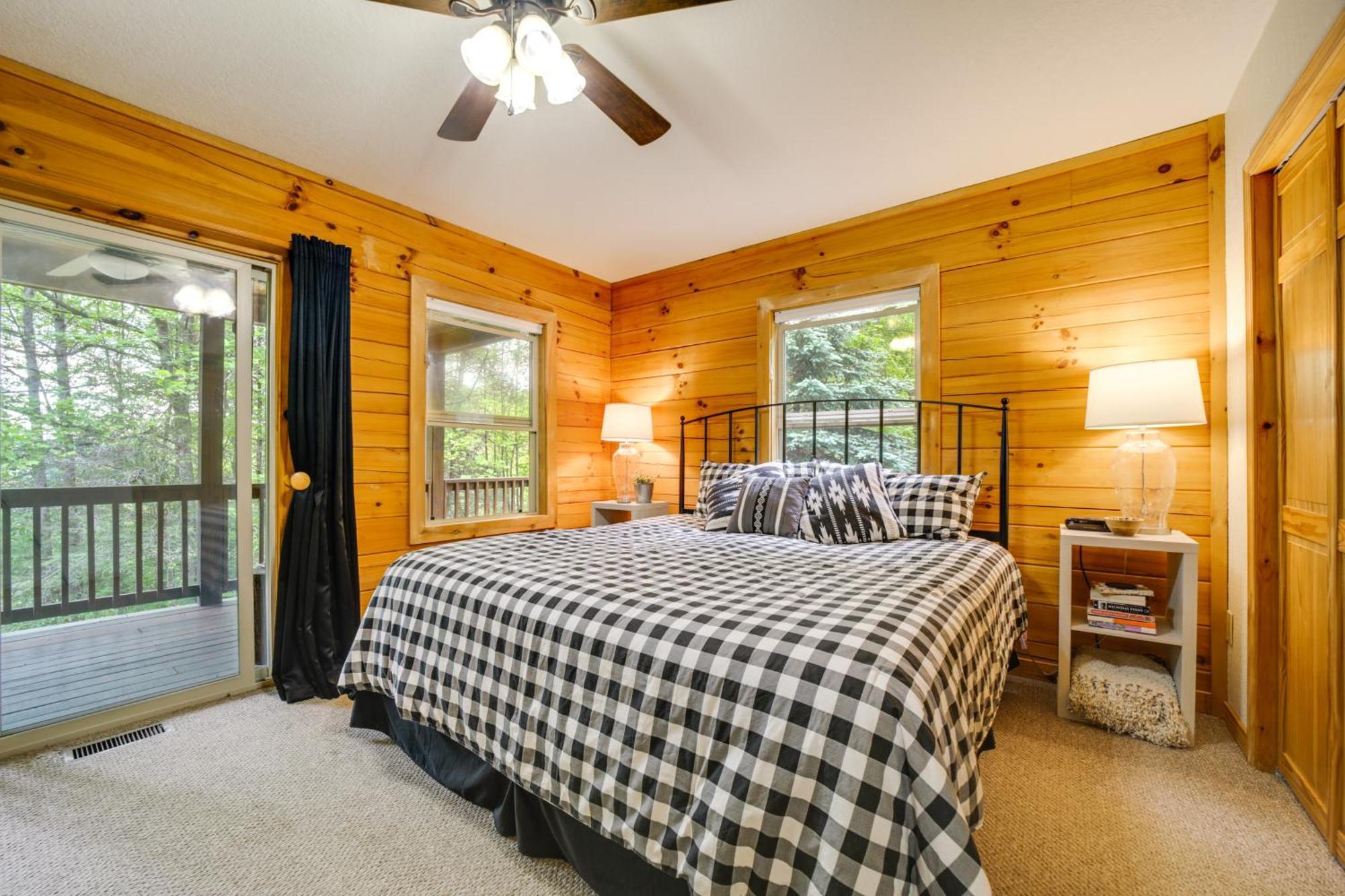 Peaceful Smoky Mountain Cabin With Deck And Fire Pit! وينزفيل، كارولاينا الشمالية المظهر الخارجي الصورة