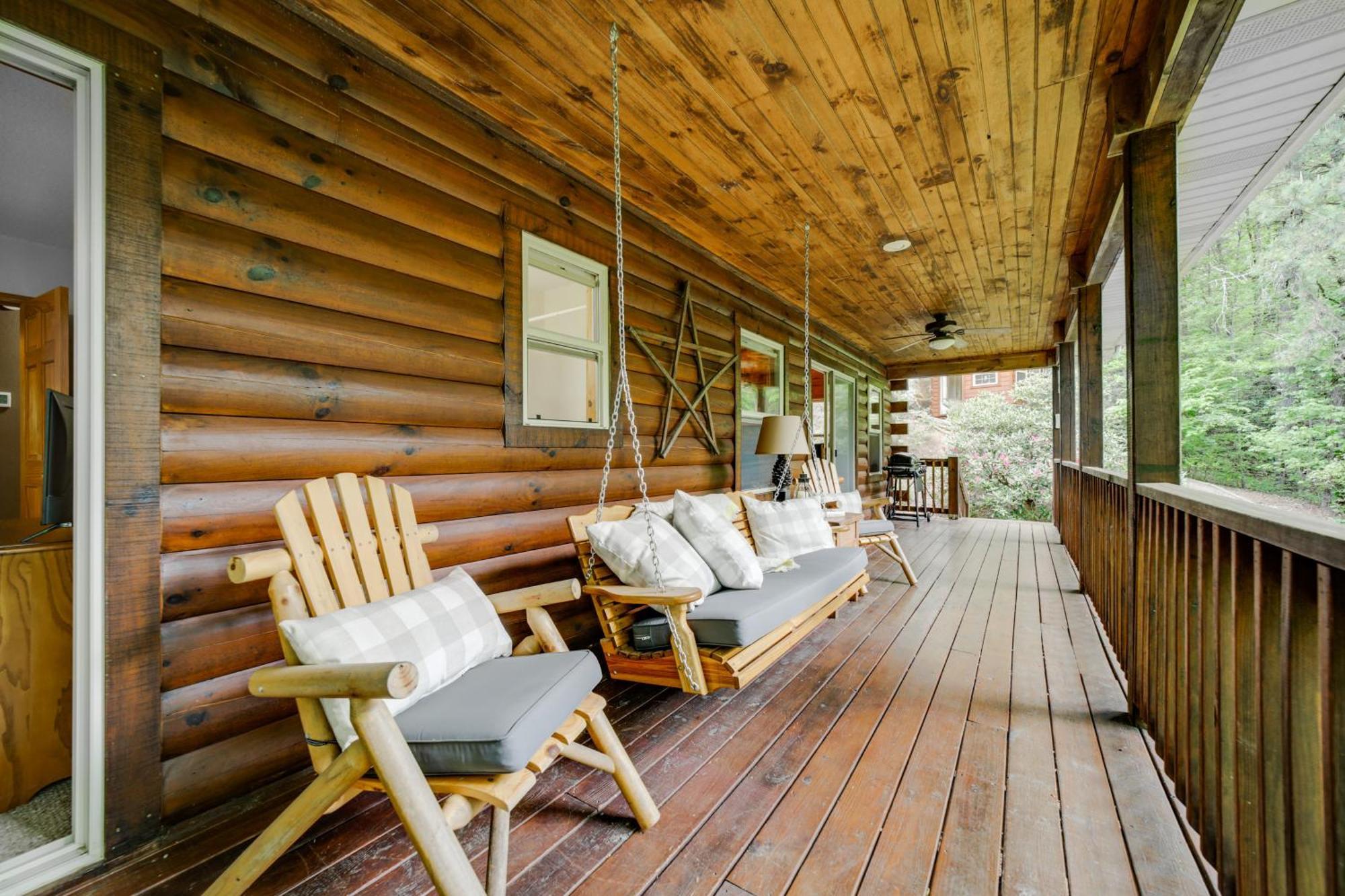 Peaceful Smoky Mountain Cabin With Deck And Fire Pit! وينزفيل، كارولاينا الشمالية المظهر الخارجي الصورة